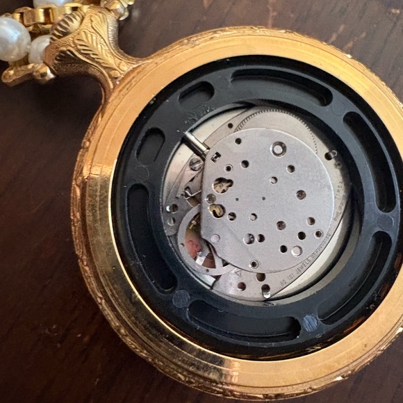 Vintage Timex Gold tone Pocket Watch - Picture 14 of 17